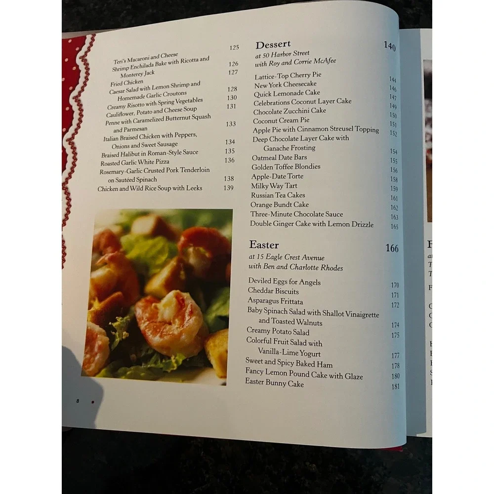 Debbie Macomber's Cedar Cove Cookbook Hardcover Recipes Baking Cooking Food 2009